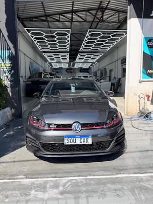 VOLKSWAGEN GOLF 2.0 TSI GTI 16V TURBO GASOLINA 4P AUTOMÁTICO